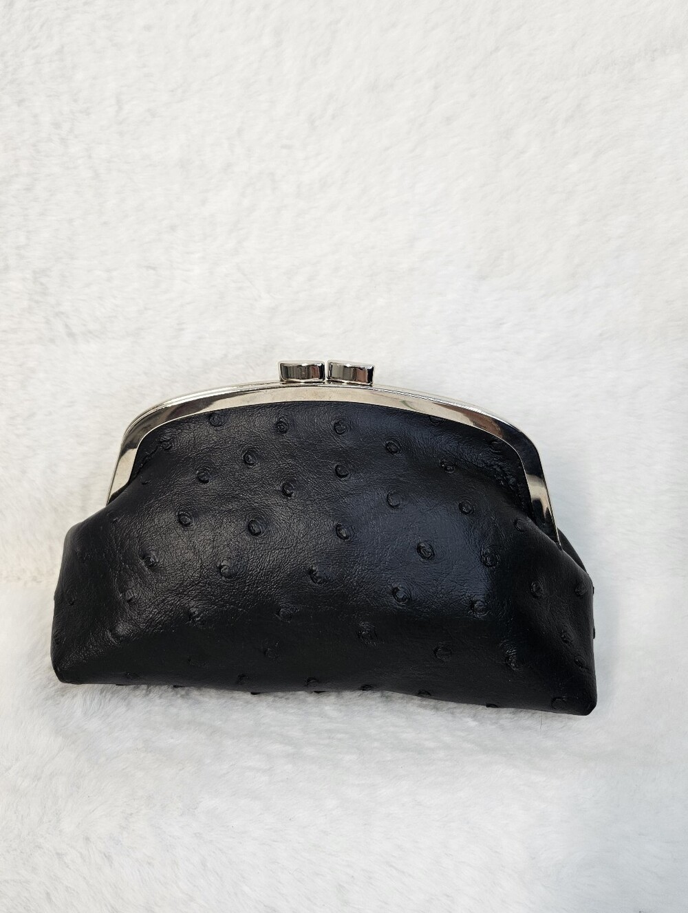 Black Textured Kiss-Lock Clutch